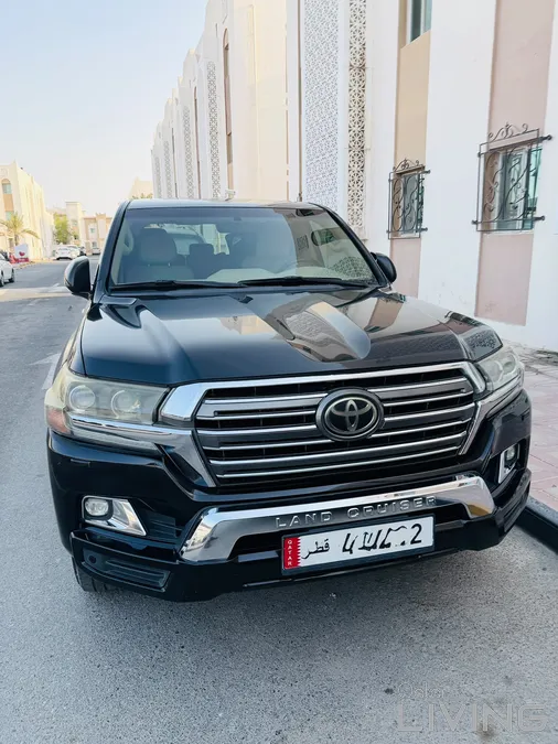 تويوتا لاند كروزر GXR 2017 — QatarLiving